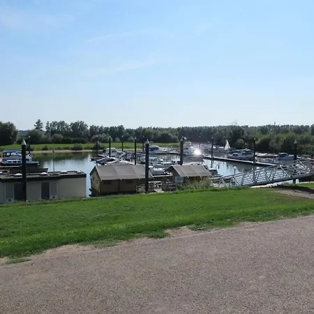 55 By The Water Holiday home *